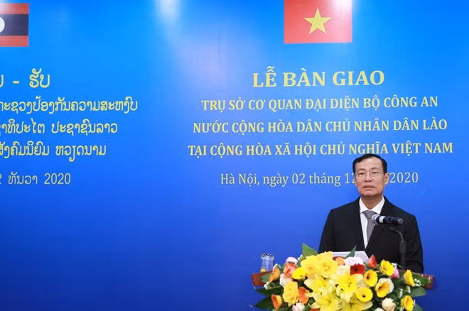 Thứ trưởng Lê Tấn Tới phát biểu tại buổi Lễ.
