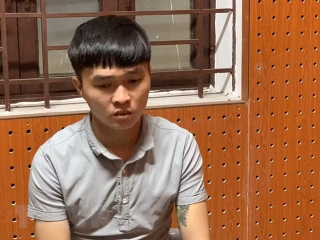 Đối tượng Trần Công Đức tại cơ quan điều tra.