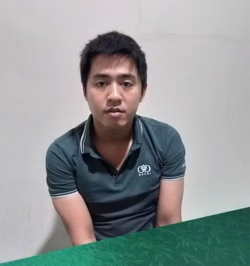 Đối tượng Đỗ Hữu Quỳnh. Đối tượng Đỗ Hữu Quỳnh.
