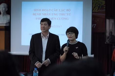 Bác sĩ Nguyễn Đình Tùng ra Hà Nội tư vấn trực tiếp. Bác sĩ Nguyễn Đình Tùng ra Hà Nội tư vấn trực tiếp.