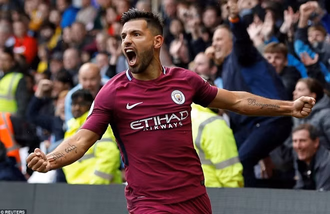 Sergio Aguero góp công lớn nhất cho chiến thắng của ManCity. Ảnh: Reuters.
