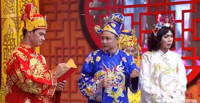 NSND Tự Long trong chương trình Táo quân 2017.