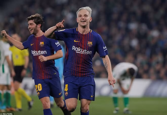 Ivan Rakitic ghi bàn mở tỷ số. Ảnh: Reuters.