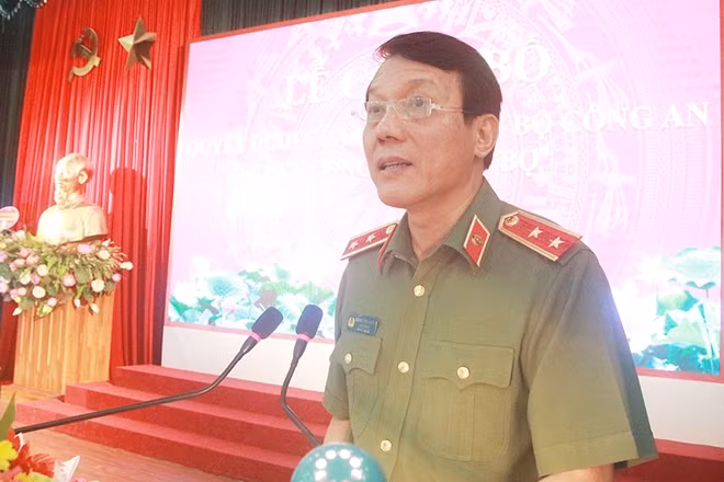 Thứ trưởng Lương Tam Quang phát biểu tại buổi Lễ.