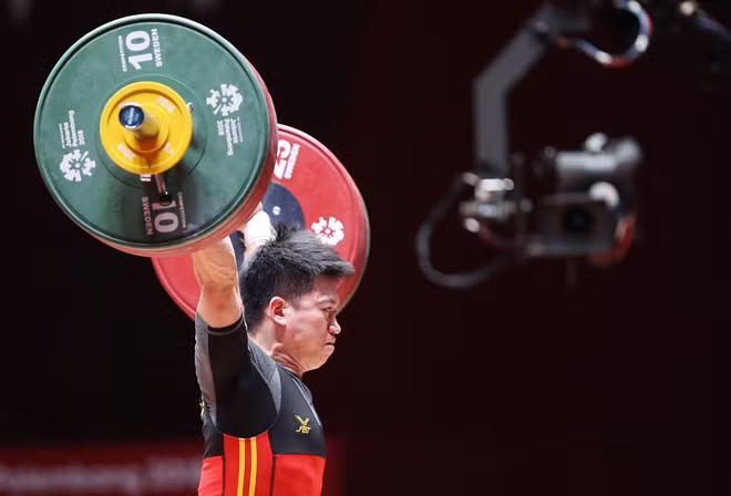 Sau 8 năm, Trần Lê Quốc Toàn bất ngờ nhận HCĐ Olympic.
