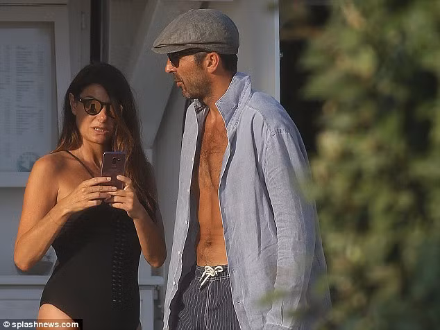 Một điều ít biết là Ilaria D’Amico lớn hơn Buffon tới 4 tuổi.