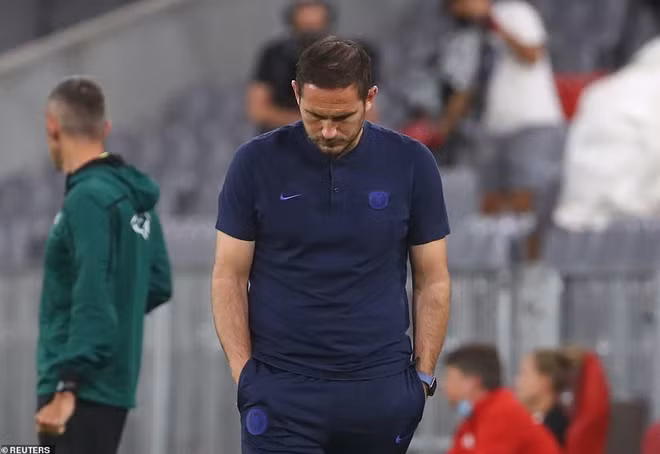 Sau Cup FA đây là thất bại đáng tủi hổ thứ 2 liên tiếp của HLV Frank Lampard. Có lẽ ngày Chelsea "trảm tướng" đã không còn xa.