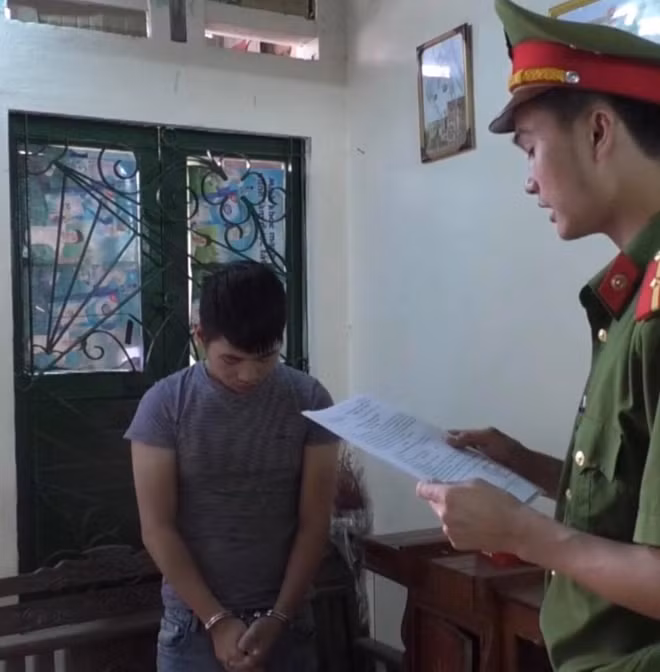 Hồ Xuân Huy tại cơ quan CSĐT Công an TP Đà Nẵng.