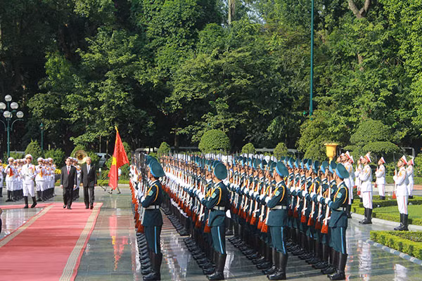 Lễ đón Tổng thống Myanmar Htin Kyaw.