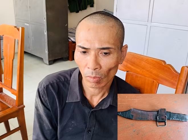 Đối tượng Nguyễn Đình An cùng tang vật thu giữ.