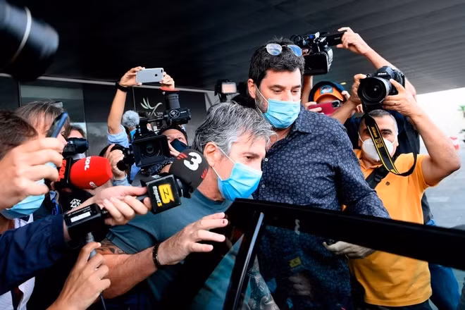 Cha của Messi đồng thời là người đại diện của ngôi sao Argentina ông Jorge Messi đã có cuộc gặp với Chủ tịch Barcelona vào rạng sáng 3/9 (giờ Việt Nam) song không đạt được thỏa thuận nào.