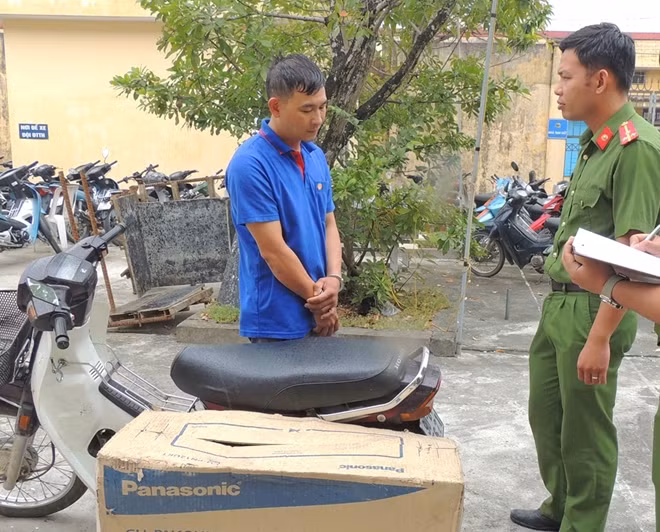 Cơ quan Công an bắt giữ đối tượng Hải và tang vật vụ án.