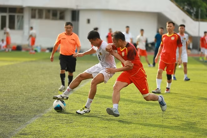 Với thể thức đá giữa đội 7 người trên sân nhỏ nên đây là "sàn diễn" rất tốt cho những cầu thủ có khả năng kỹ thuật.
