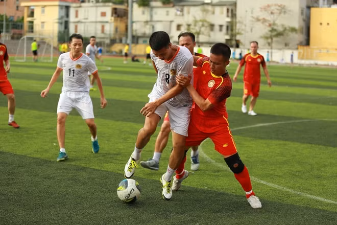 Ngay sau lễ khai mạc, một loạt trận đấu thuộc các bảng đấu khác nhau của giải đã được diễn ra.