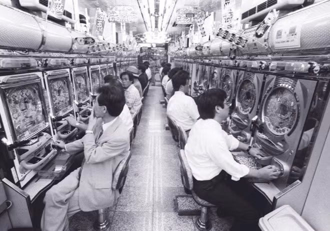 Những cửa hàng pachinko trong quá khứ.