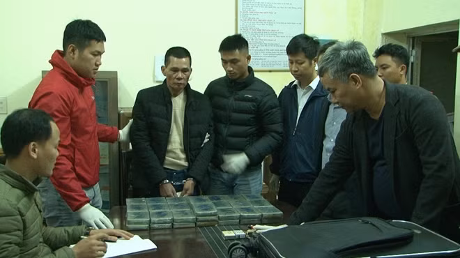 Chuyên án bắt giữ đối tượng vận chuyển, tiêu thụ 44 bánh ma túy từ Lào về Hải Phòng.