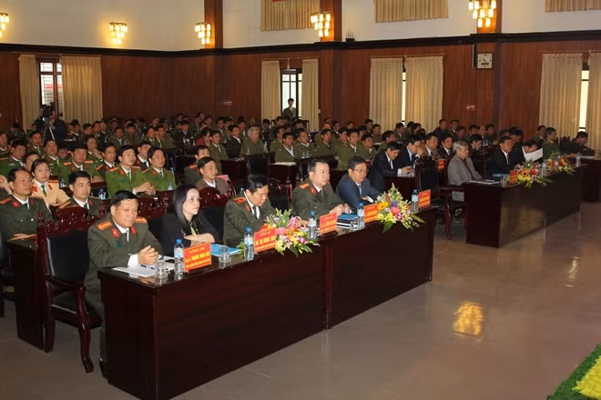 Các đại biểu dự Lễ phát động.