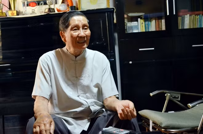 Nhạc sĩ Phạm Tuyên.