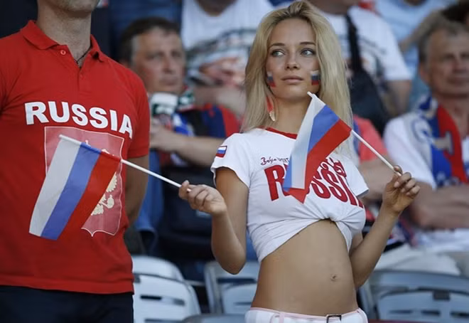 Natalya Nemchinova tại Euro 2016. Ảnh: Reuters.