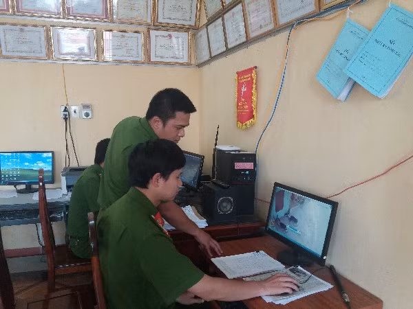 Cơ quan điều tra thường xuyên cập nhật thông tin trên mạng.