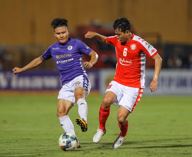 Quang Hải có một trận đấu xuất sắc góp công lớn giúp Hà Nội FC thắng đậm CLB TP HCM.