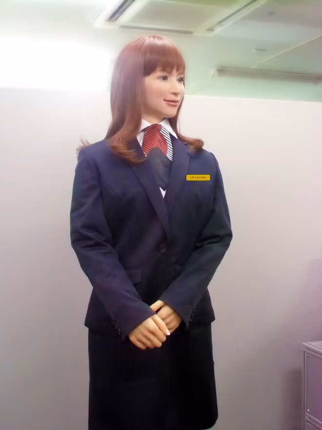 Nhân viên phục vụ.