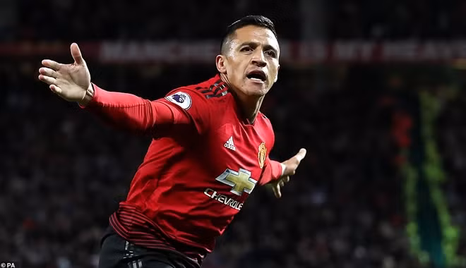 Alexis Sanchez ghi bàn ấn định tỷ số 3-2 cho Man Utd.