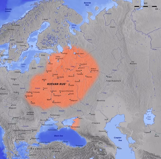 Kiev - kinh đô đầu tiên của người Nga.