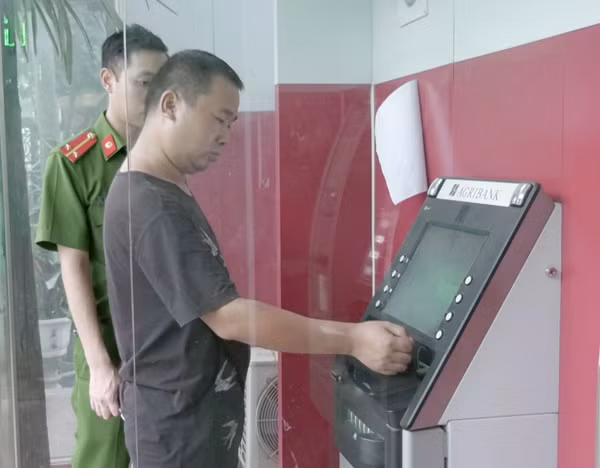 Đối tượng Tăng Cẩm Bằng thực nghiệm điều tra.