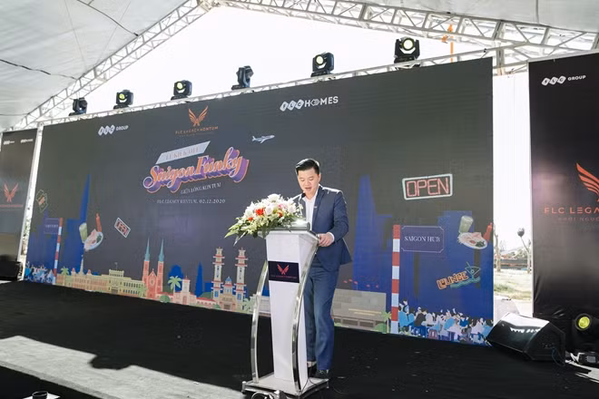 “Là dự án trọng điểm của FLC tại khu vực miền Trung Tây Nguyên, FLC Legacy Kontum được tích hợp đồng bộ tiện ích với kỳ vọng nâng tầm diện mạo đô thị và mở ra nhiều cơ hội đầu tư kinh doanh hiệu quả cho thị trường nơi đây” ông Hoàng Quế Linh, Phó TGĐ FLCHomes nói.