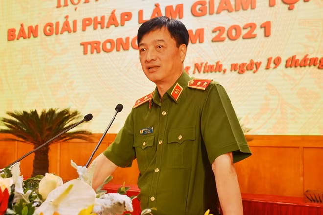 Thứ trưởng Nguyễn Duy Ngọc phát biểu tại Hội nghị.