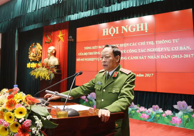 Thứ trưởng Lê Qúy Vương phát biểu tại Hội nghị.