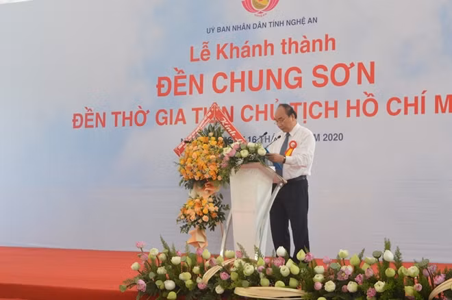 Thủ Tướng Nguyễn Xuân Phúc phát biểu tại buổi lễ.