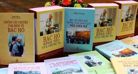 Trưng bày, giới thiệu hơn 900 cuốn sách về Chủ tịch Hồ Chí Minh