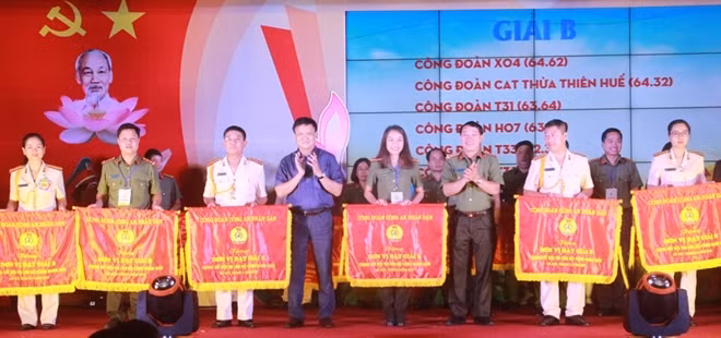 Các đội giành Giải B tại Hội thi.