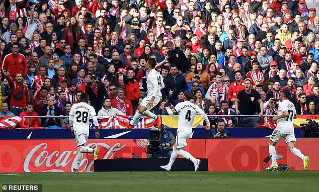 Real có chiến thắng đậm ngay trên sân của Atletico.
