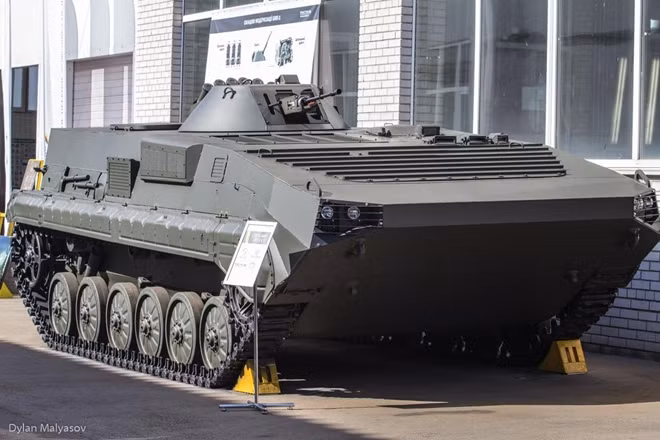 Xe trinh sát trên cơ sở xe chiến đấu bộ binh BMP-1