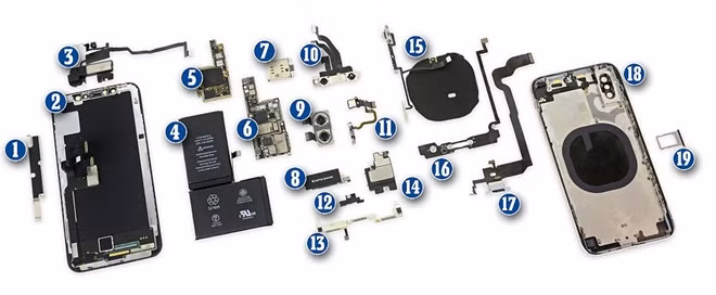 Các linh kiện của iPhone X.
