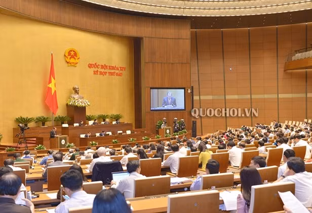 Quốc hội thảo luận tại Hội trường tại kỳ họp thứ 6, Quốc hội khoá XIV