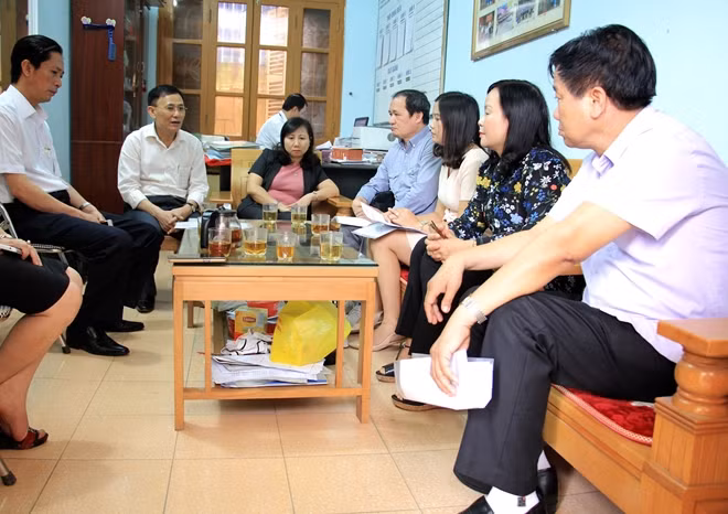 Đoàn công tác của UBND huyện An Dương và thành phố Hải Phòng làm việc tại Trường Tiểu học An Đồng