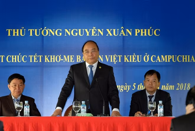 Thủ tướng Nguyễn Xuân Phúc phát biểu tại buổi gặp mặt. Ảnh: VGP/Quang Hiếu
