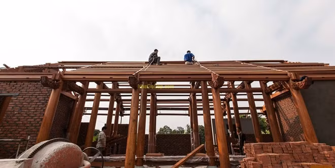 Nhiều mẫu nhà cổ được dựng đẹp mắt.