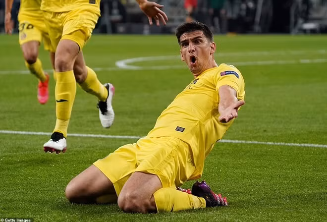 Đây là bàn thứ 7 của tiền đạo đã được triệu tập vào tuyển TBN tham dự Euro 2020 ở Europa League 2020/21.