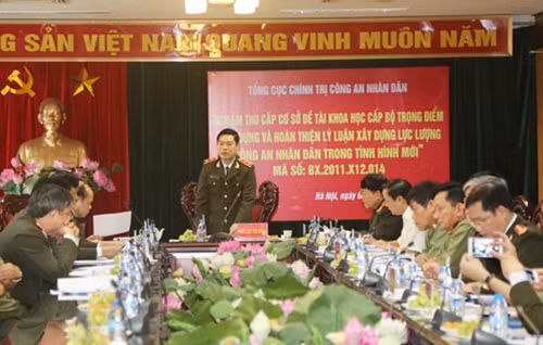 Trung tướng, TS Nguyễn Xuân Mười, Chủ tịch Hội đồng nghiệm thu Đề tài khoa học phát biểu tại buổi nghiệm thu.