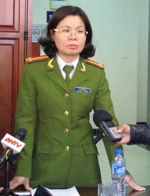 Thượng tá Hà Thị Hằng.