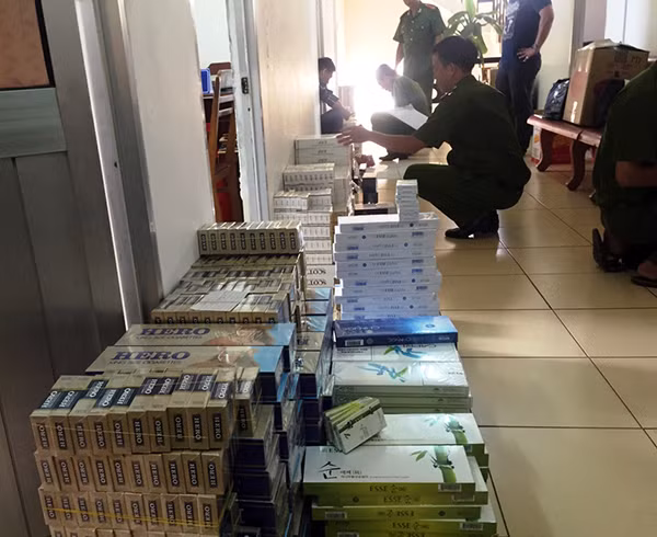 Thuốc lá ngoại nhập lậu bị bắt giữ.