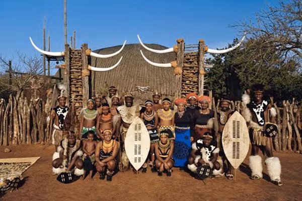 Đoàn múa Beyond Zulu Dancers tới từ Nam Phi sẽ mang tới những tiết mục đặc sắc.