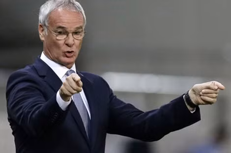 Ranieri trên sân khấu.