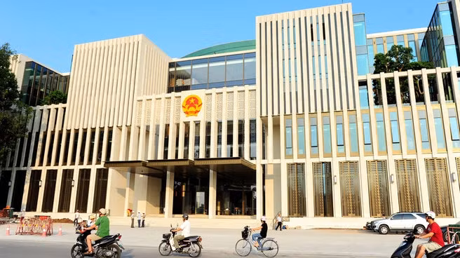 Thông qua nhiều dự luật về an ninh, trật tự, tư pháp