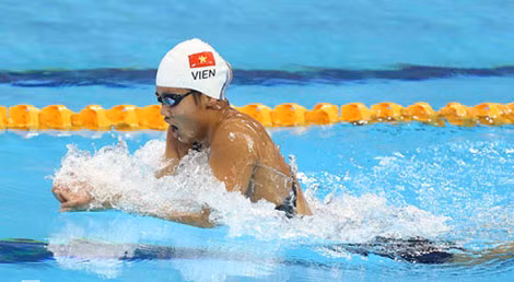 Ánh Viên trên đường đua tại SEA Games 28. Ảnh: VNE.
